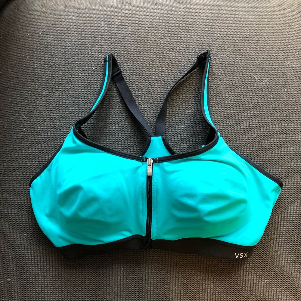 Victoria’s Secret Sports Bra 38C